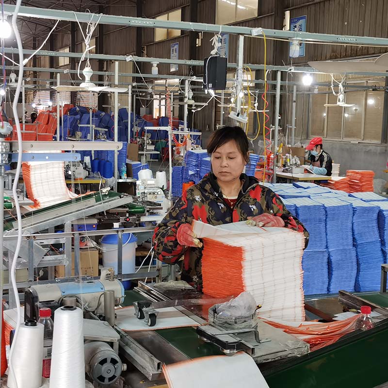 克孜勒苏柯尔洗洁巾工厂展示